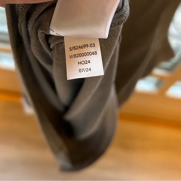 Athleta NWT Sleeveless Gray Tank - Picture 6 of 6